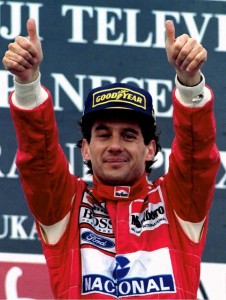 Senna_tributo_fiel_toda_leyenda